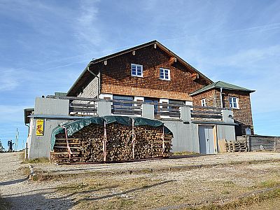 Die Hütte gehört der DAV Sektion Garmisch-Partenkirchen