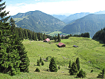 Die Alm beim Absteig vom Wendelstein gesehen