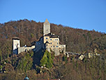 Blick hinauf zur Burg Kipfenberg