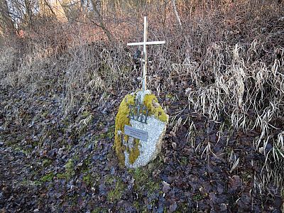 ... zu einem Kreuzweg und ...