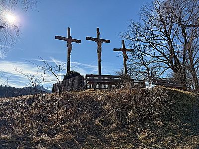 ...zur Kreuzigungsgruppe