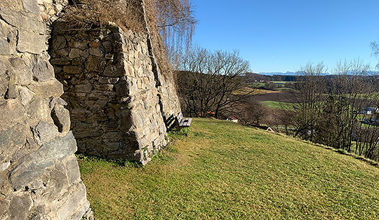 Burgruine Kling - Historischer Rundweg von Schnaitsee 