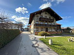 Wir gehen zurück Richtung Gasthaus Zum Ott...