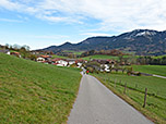 Blick zurück auf Schilding und zur Hochries