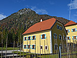 Los gehts am Holzknechtmuseum in Laubau