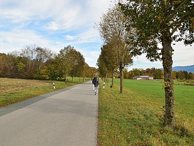 Wir starten unsere Runde gegen den Uhrzeigersinn nach Osten