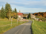 Wir erreichen den Weiler Alb