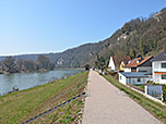 Wir nähern uns der Weltenburger Enge...