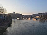 Blick von der Maximilansbrücke auf die Donau