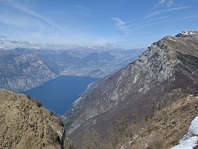 Immer wieder genießen wir den Blick auf den nördlichen Gardasee