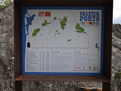 Die Straße wird nun als Klettergebiet genutzt