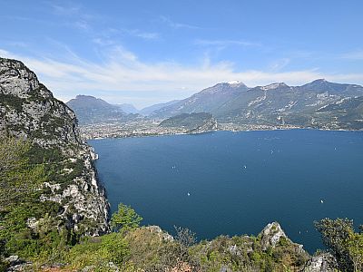 ... Richtung Riva und Torbole