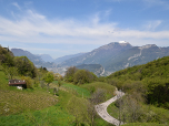 Der Ausblick von Pregasina Richtung Riva zum Monte Brione und Monte Stivo
