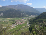 Ceniga mit dem Monte Stivo im Hintergrund