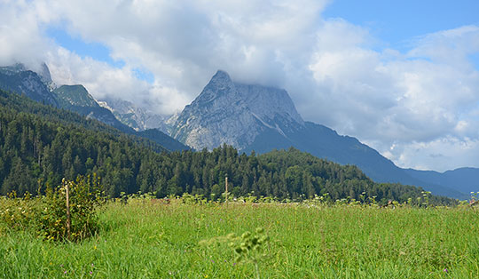 Hausberg - Wanderung von Garmisch über das Bayernhaus