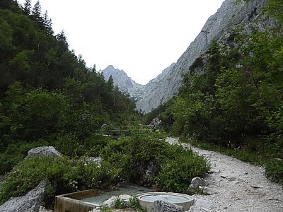Wir setzen unseren Weg zur Höllentalangerhütte fort