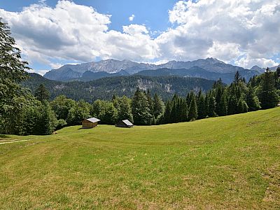 Das Wettersteingebirge im Süden