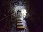 Hin und wieder führt der Weg durch einen Tunnel