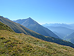 Blick zur Eidechsspitze, rechts im Hintergrund zeigen sich die Dolomiten