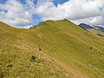 Kurz darauf stehen wir am Trenser Joch (2212 m)