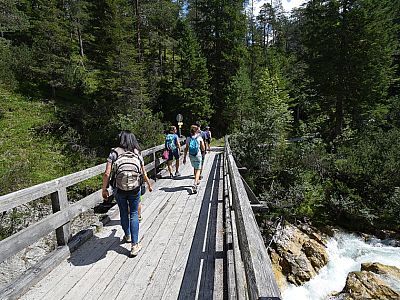 ... von der Brücke am Klammeingang