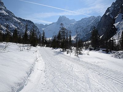 Der Talschluss und die Lamsenspitze werden sichtbar