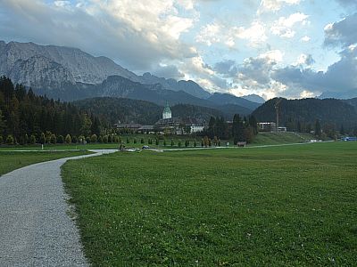 Letzter Blick  zum Schloss Elmau