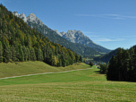 ...genießen wir nochmal den Blick auf den See und den Treffauer