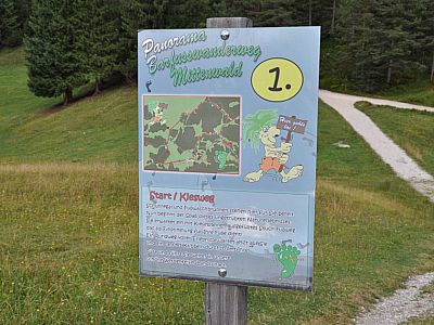 Die erste Station führt über Kies