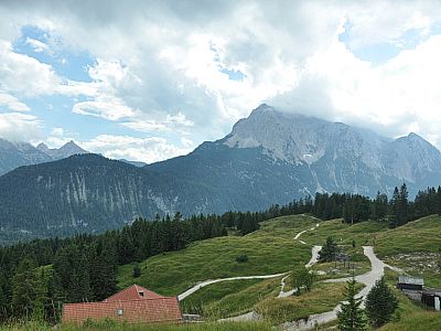 Wolken an der Oberen Wettersteinspitze