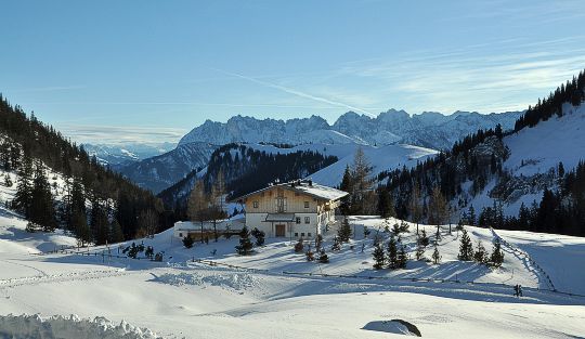 Winterwandern und Rodeln an der Priener Hütte