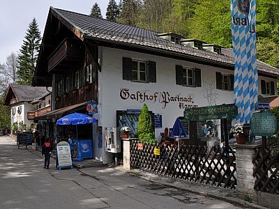 Vom Gasthaus Partnachklamm kann man ...