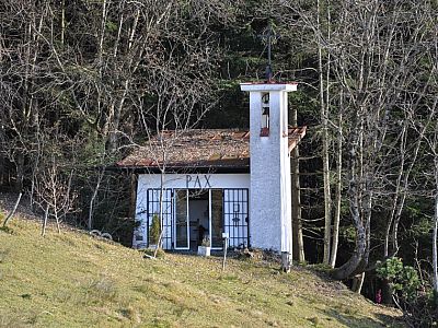 verfügt die Alm auch über eine kleine Kapelle.