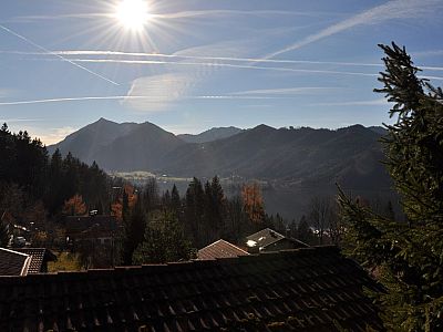 Blick über den Schliersee nach Süden zur Brecherspitz und Bodenschneid
