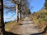 Der breite Schotterweg...