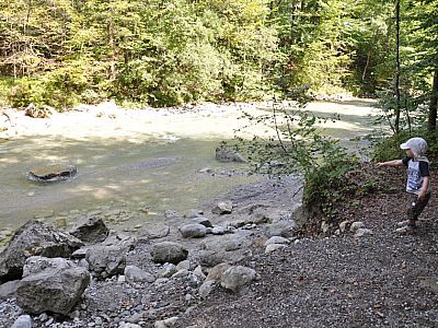 Der erste Kontakt mit dem kühlen Nass