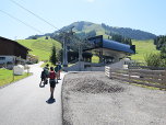 Hinter der Talstation der Salvenmoosbahn...