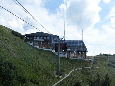 ...erreichen wir die Gipfelstation der Wankbahn.