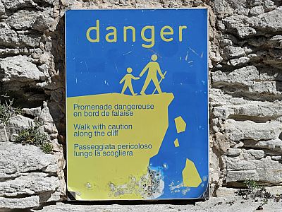 Bei der Wanderung ist insbesondere an der Klippe Vorsicht geboten