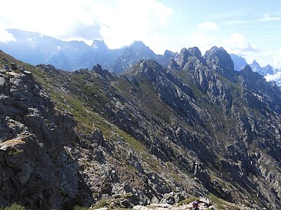 ... über einen aussichtsreichen, aber anspruchsvollen Steig zum Bocca di Stagnu