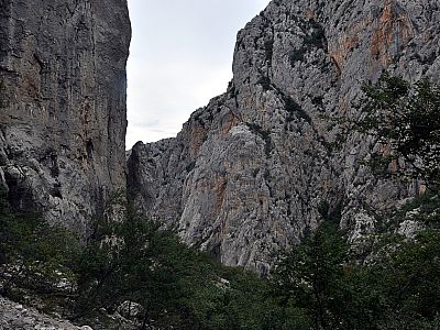 Die steilen Wände sind prädestiniert zum Klettern