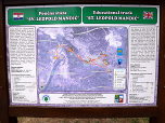Eine Tafel mit Informationen über den Lehrpfad auf Kroatisch und Englisch