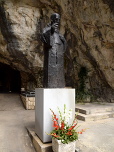 Statue des hl. Leopold Mandić