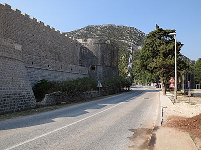Die östlichen Festungsmauern von Veliki Kaštel