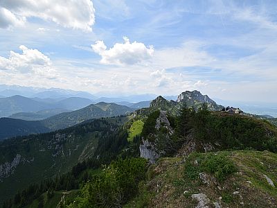 Die Benediktenwand vom Latschenkopf