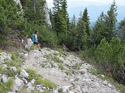 Schnell verlieren wir an Höhe