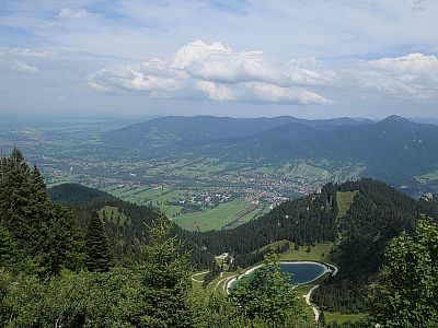 Der Ausblick vom Gipfel des Braunecks auf Lenggries