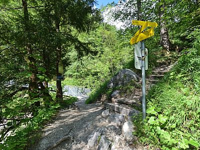 Wir bleiben auf dem Hauptweg, weiter Richtung Theresienklause