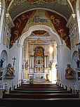 Der Altar und Innenraum der Freisinger Wieskirche