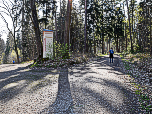 ... und den wir nach ca. 200 Metern rechts (nach Westen) verlassen.